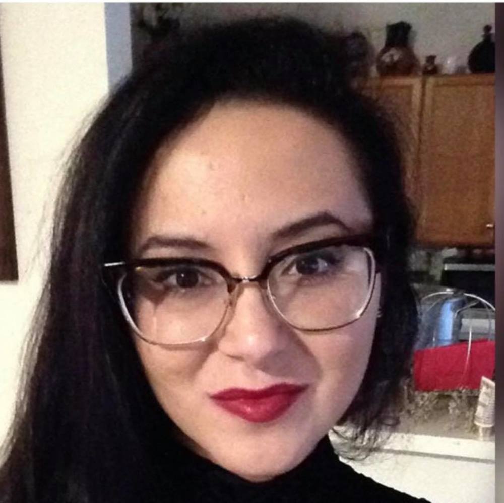 Meet your Posher, Ximena